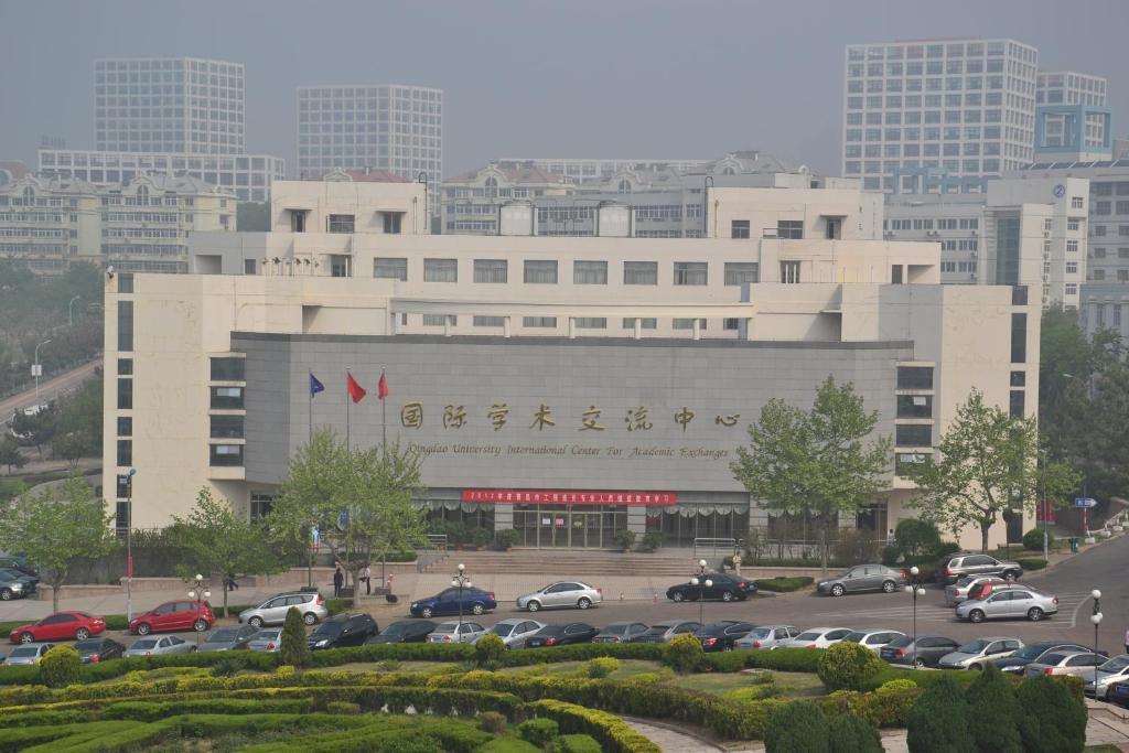 Qingdao University International Academic Exchange Centre Hotel Exterior foto